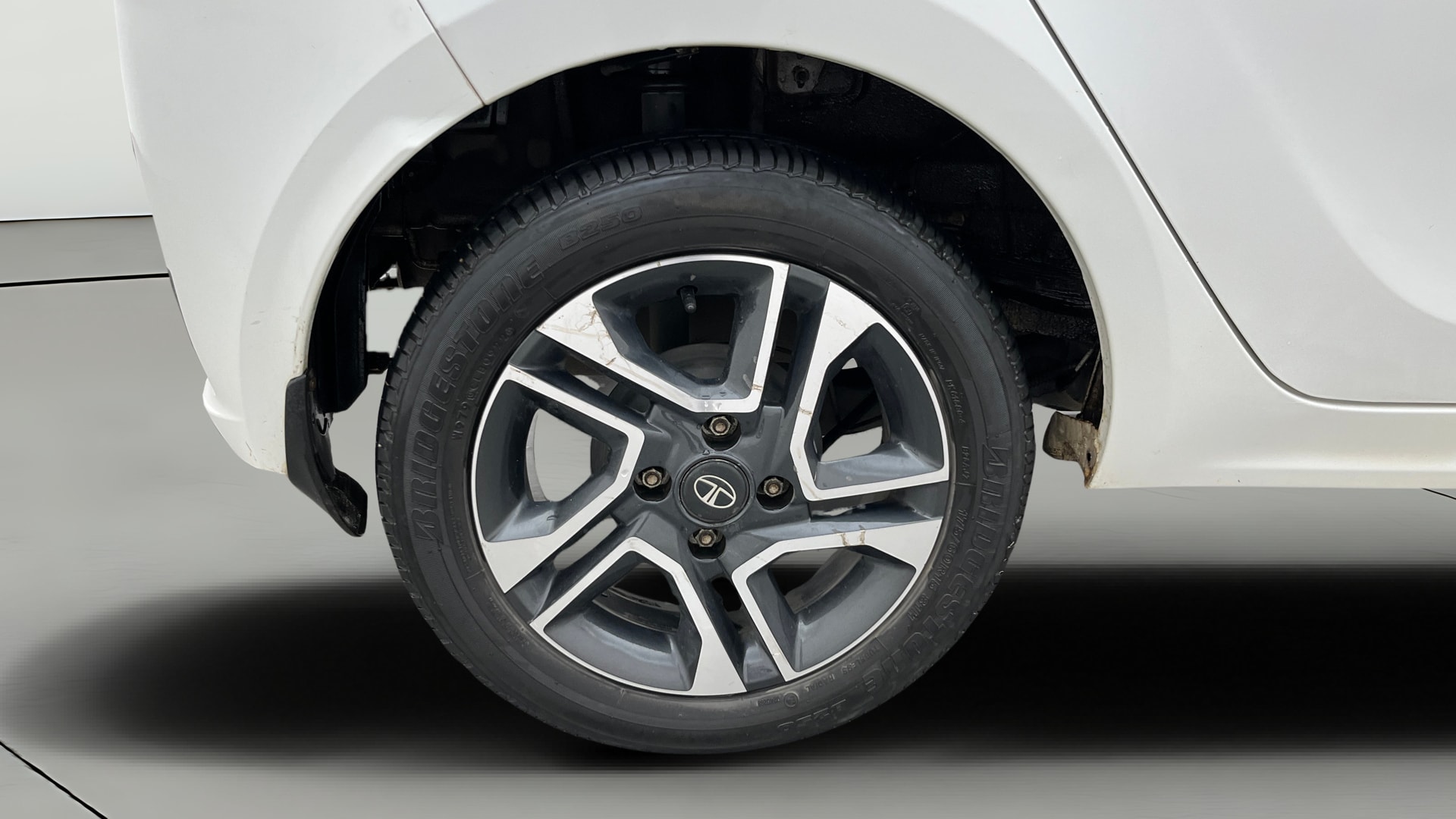 Used 2020 Tata Tiago Used 2020 Tata Tiago
