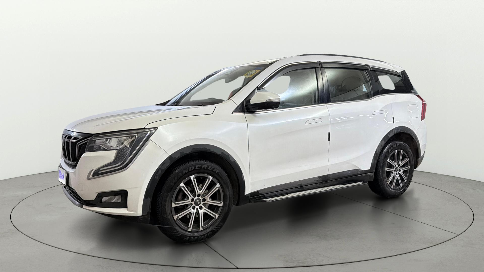 Used 2022 Mahindra XUV700 Used 2022 Mahindra XUV700
