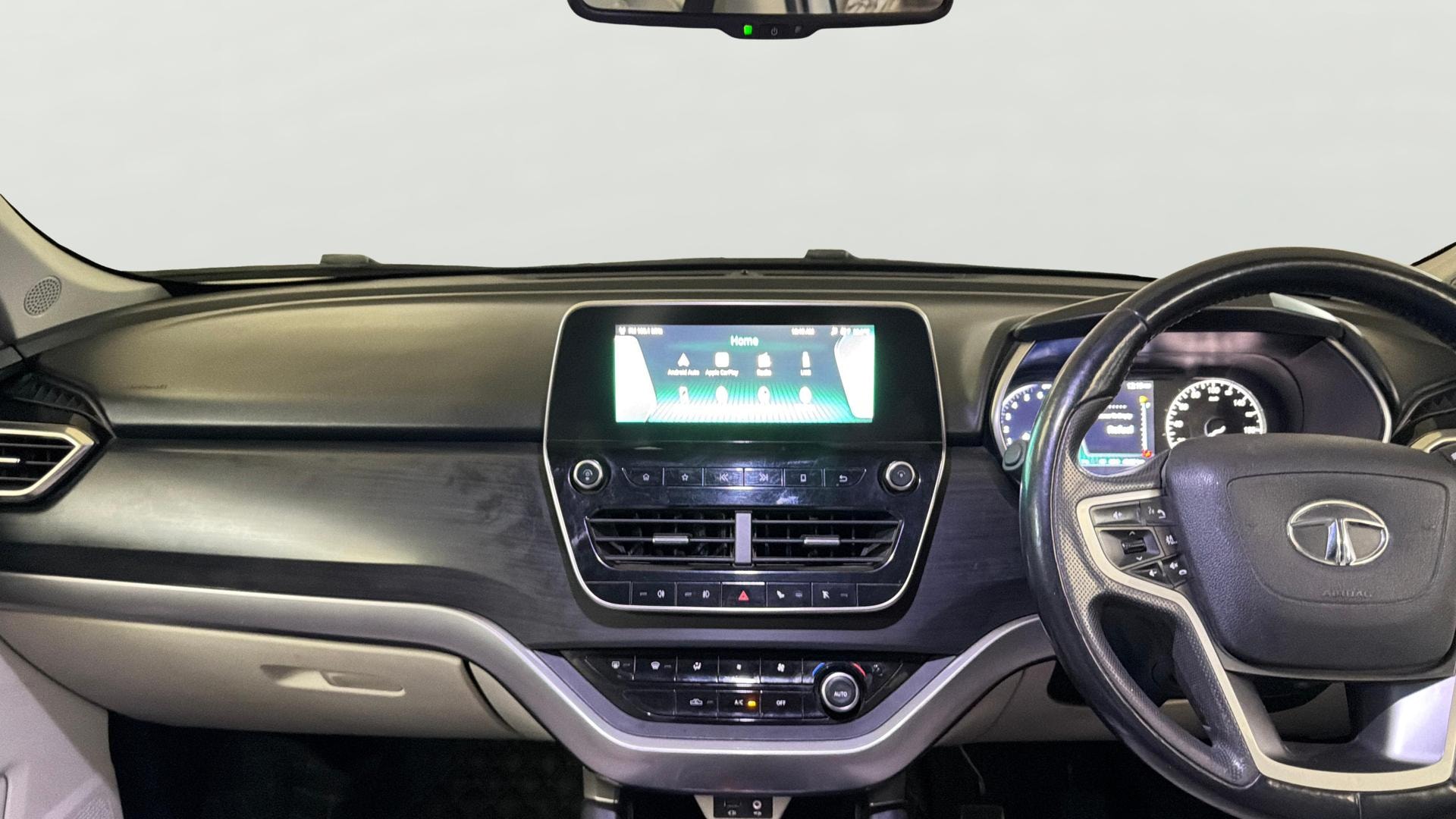 Used 2021 Tata Safari Used 2021 Tata Safari