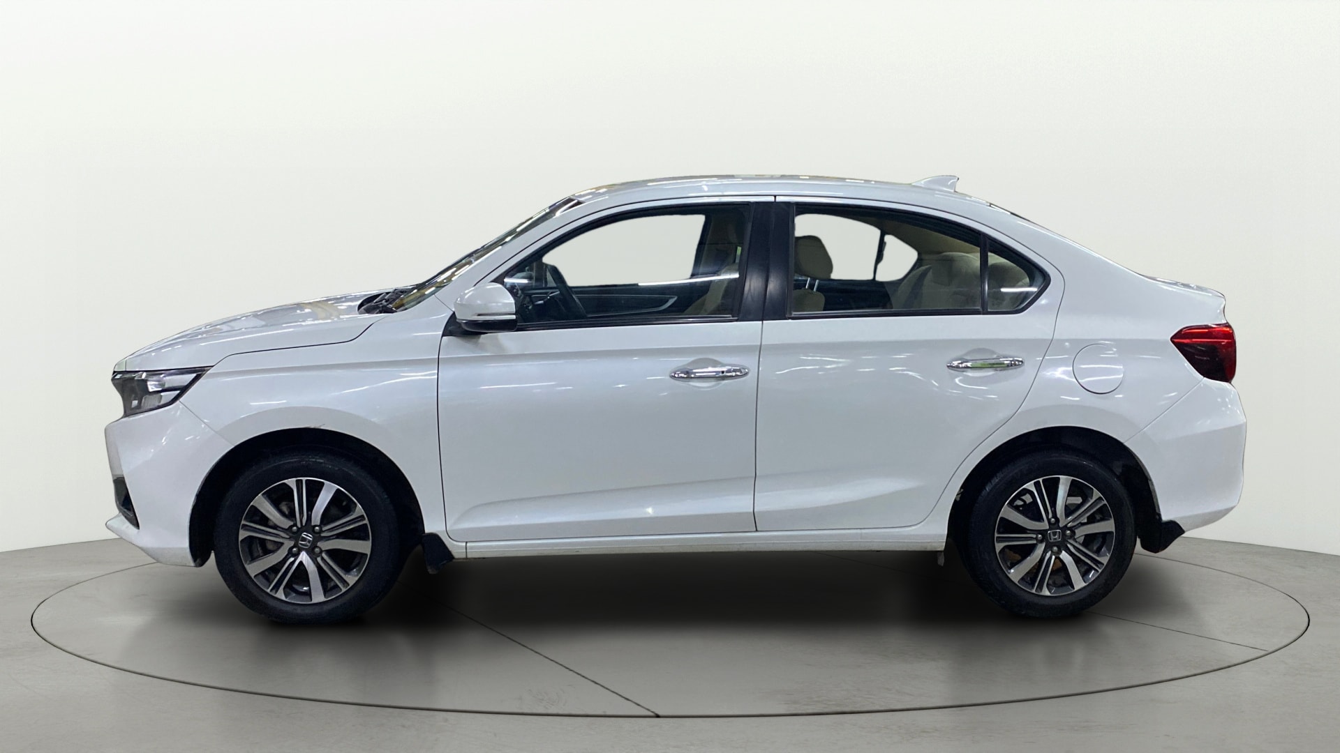 Used 2024 Honda Amaze Used 2024 Honda Amaze
