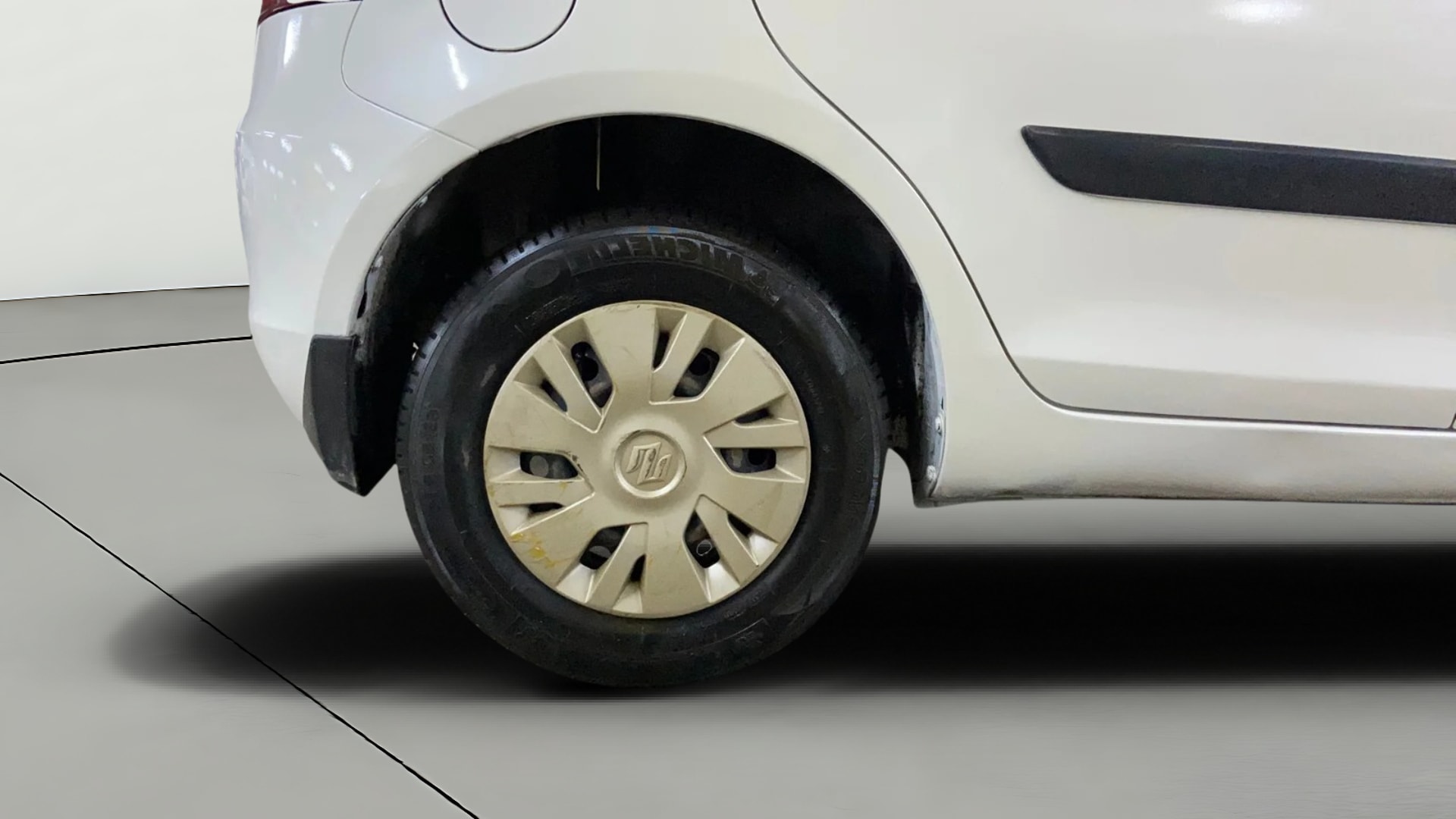 Used 2014 Maruti Suzuki 1000 Used 2014 Maruti Suzuki 1000