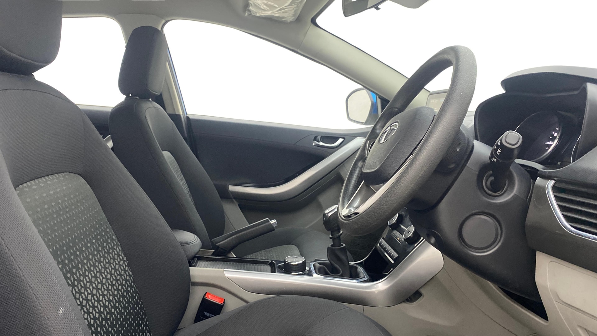 Used 2017 Tata Nexon Used 2017 Tata Nexon
