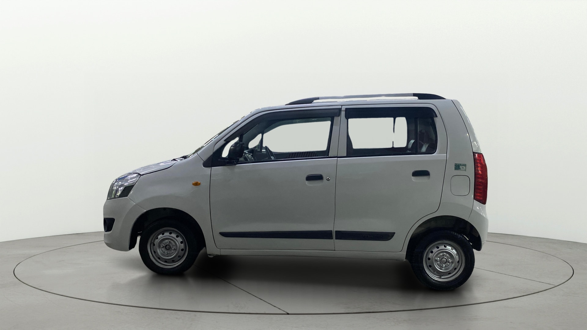 Used 2016 Maruti Suzuki 1000 Used 2016 Maruti Suzuki 1000