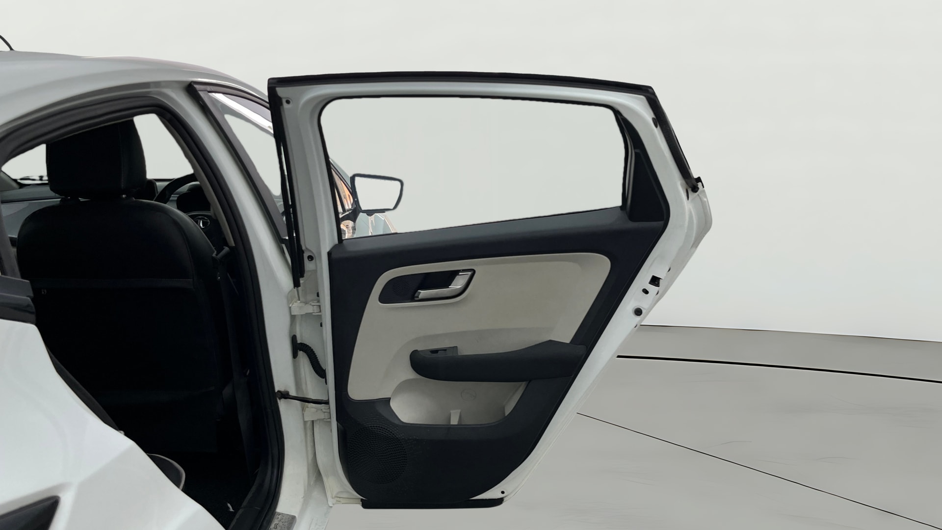 Used 2023 Tata Altroz Used 2023 Tata Altroz