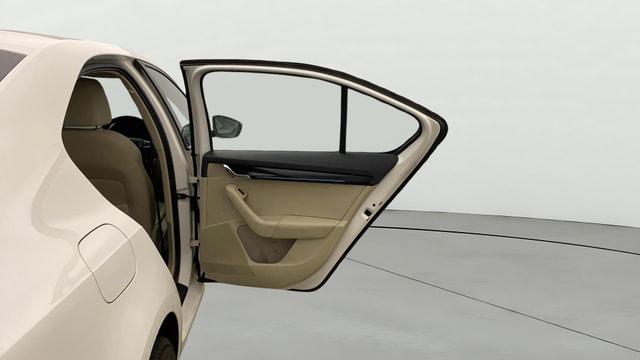 View Skoda Octavia Image 8 Used Skoda Octavia Image 8