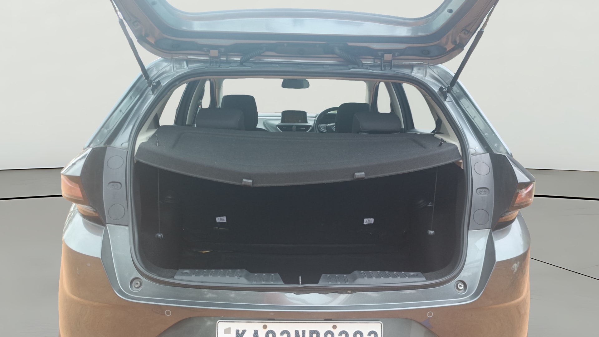 Used 2023 Tata Altroz Used 2023 Tata Altroz