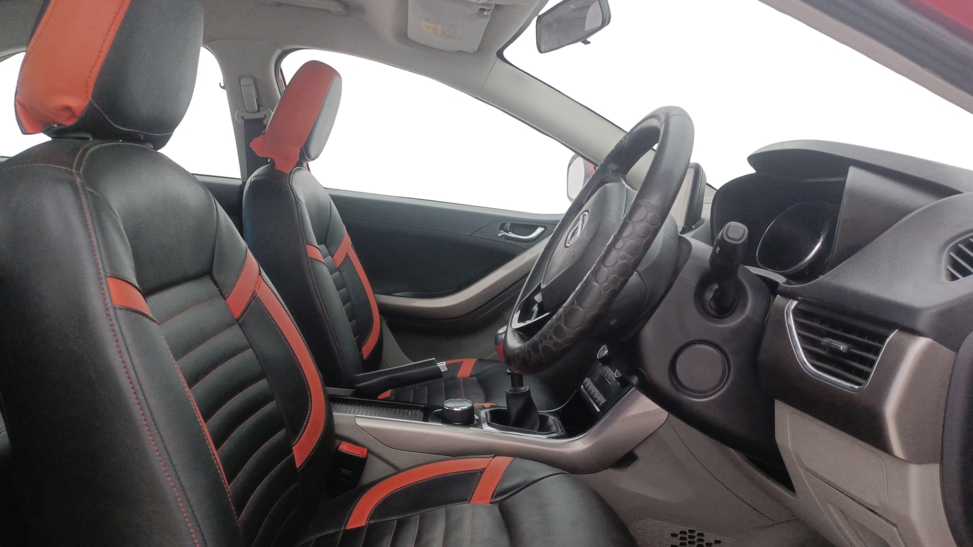 Used 2018 Tata Nexon Used 2018 Tata Nexon