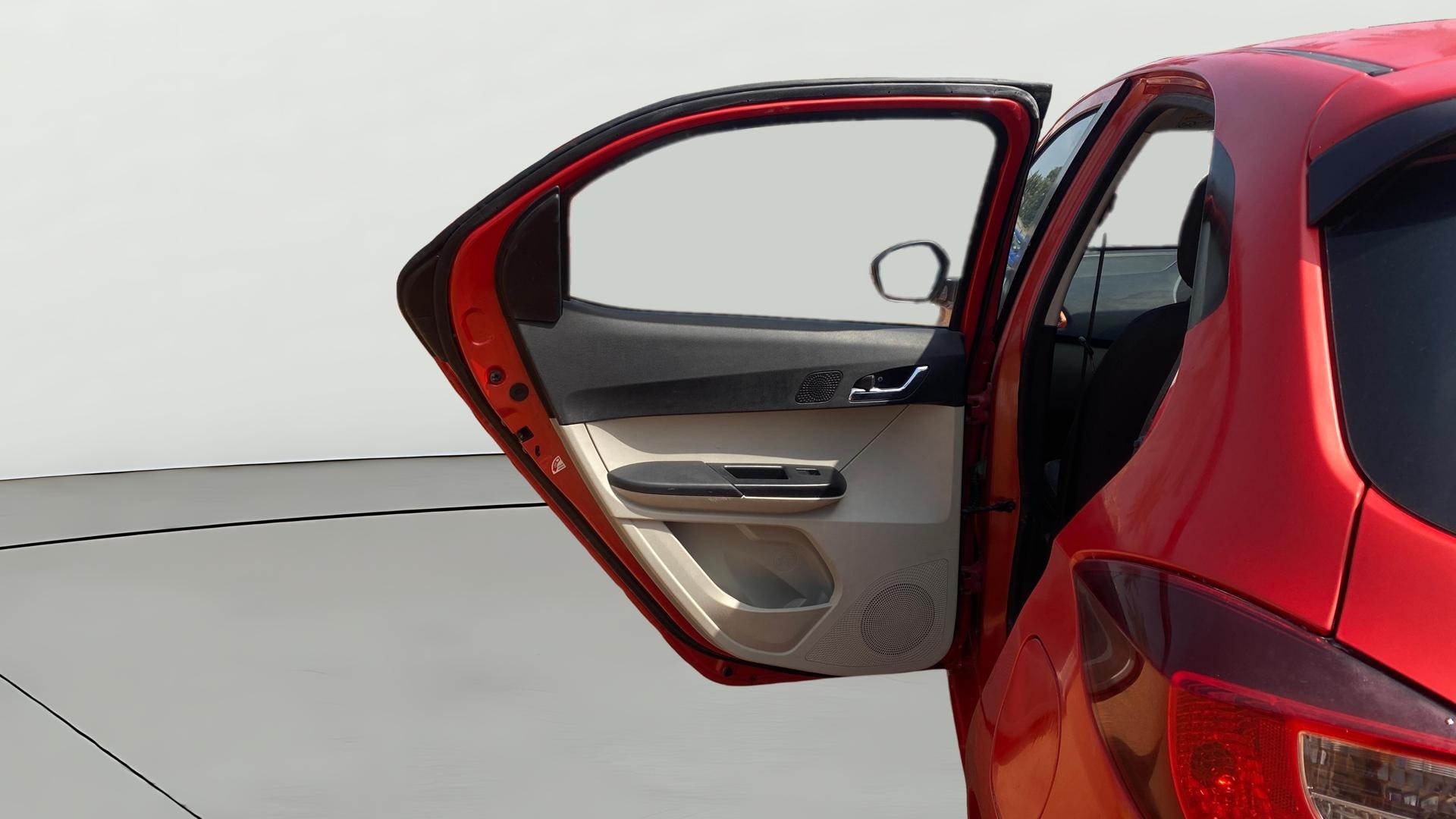 Used 2022 Tata Tiago Used 2022 Tata Tiago