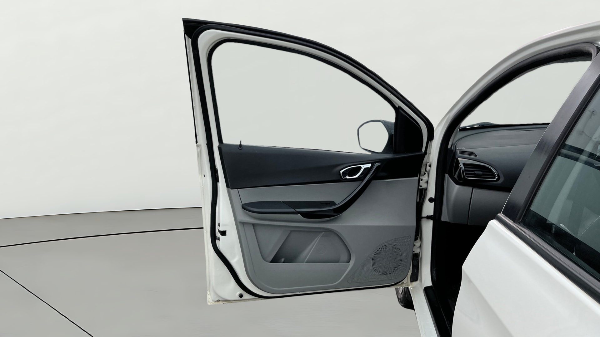 Used 2020 Tata Tiago Used 2020 Tata Tiago