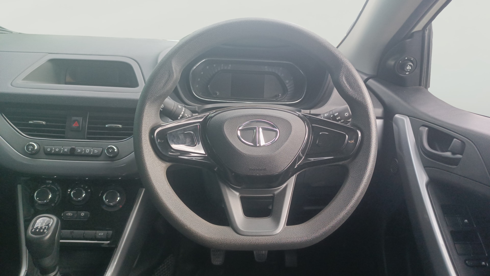 Used 2023 Tata Nexon Used 2023 Tata Nexon