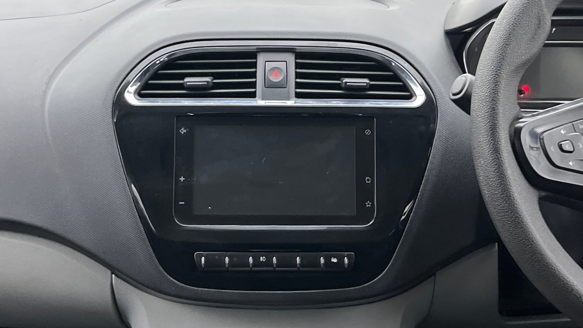Used 2022 Tata Tiago Used 2022 Tata Tiago