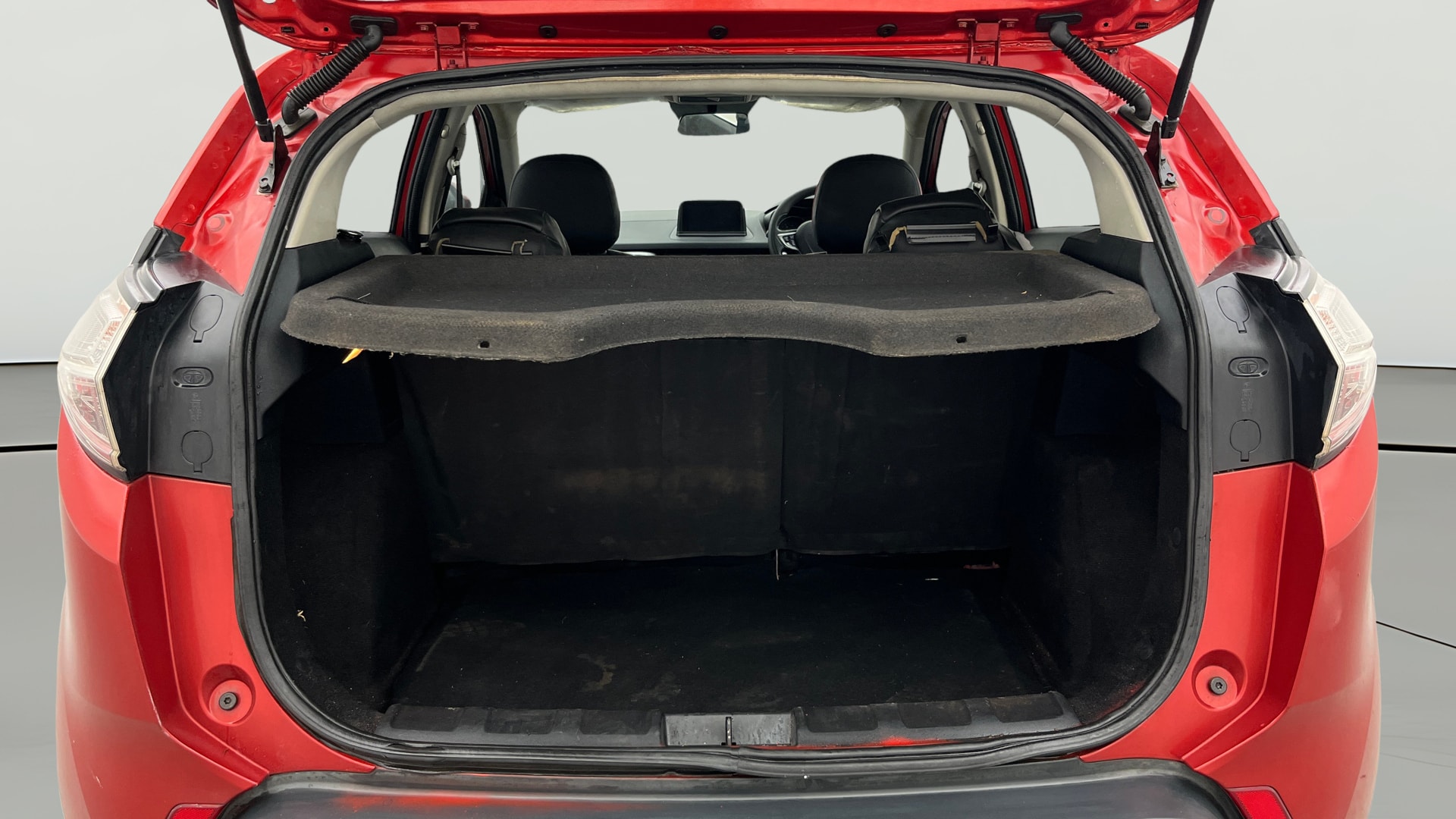 Used 2018 Tata Nexon Used 2018 Tata Nexon