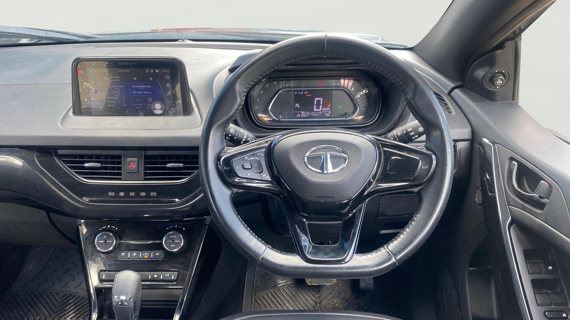 Used 2022 Tata Nexon Used 2022 Tata Nexon