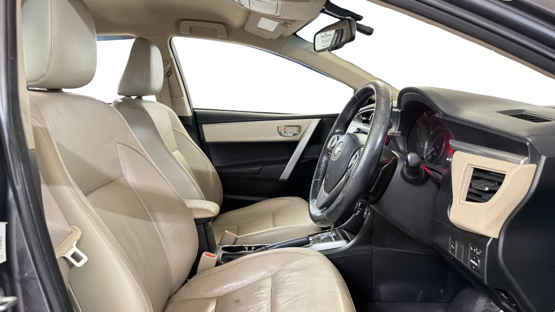 Used 2014 Toyota Corolla Altis Used 2014 Toyota Corolla Altis
