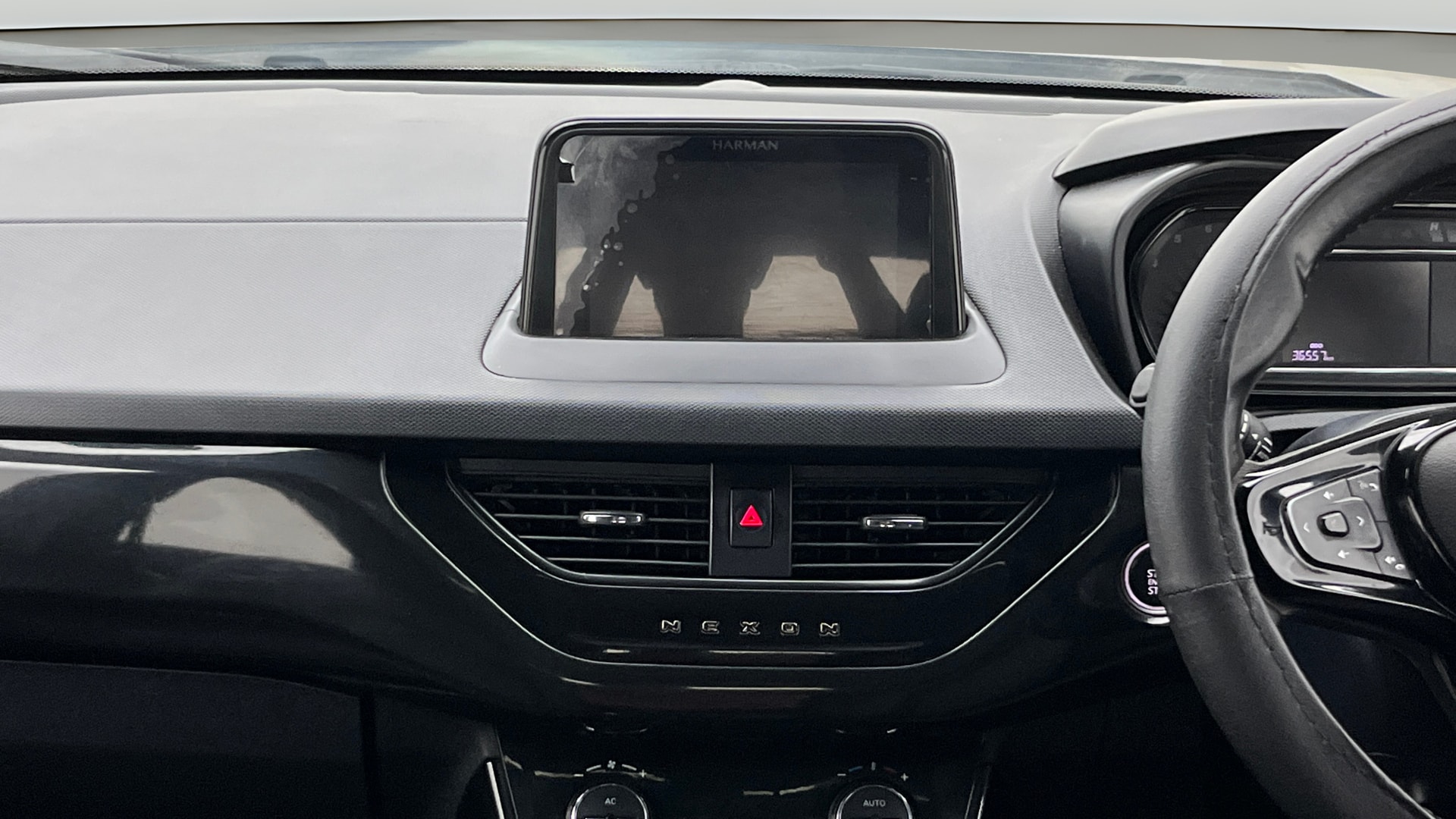 Used 2022 Tata Nexon Used 2022 Tata Nexon