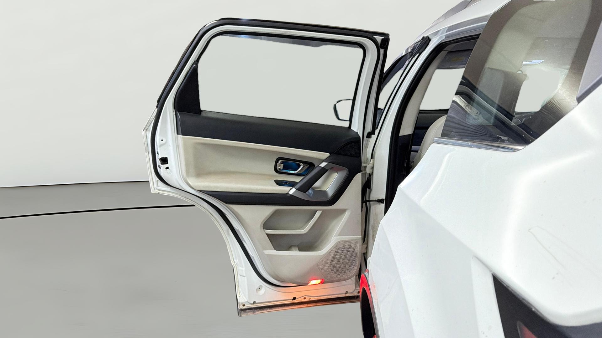 Used 2021 Tata Safari Used 2021 Tata Safari