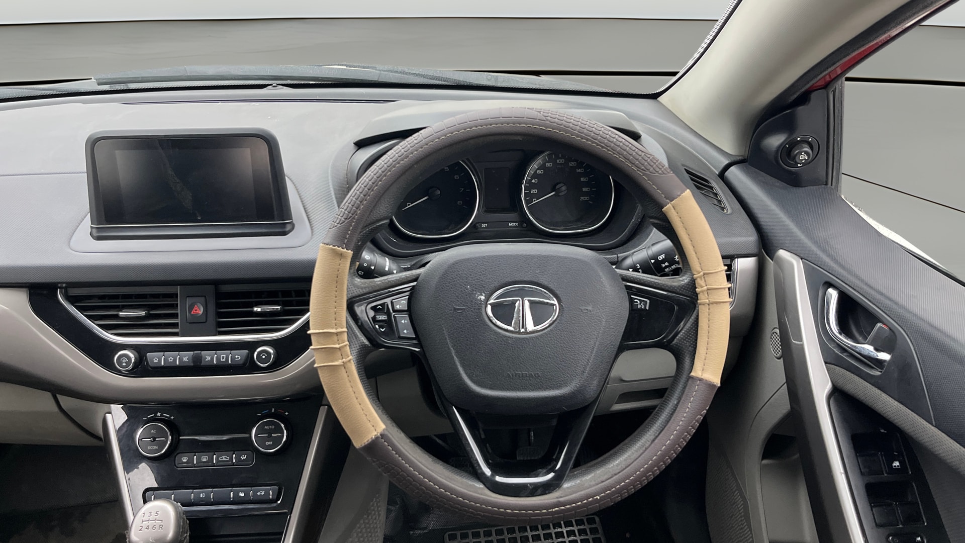 Used 2019 Tata Nexon Used 2019 Tata Nexon