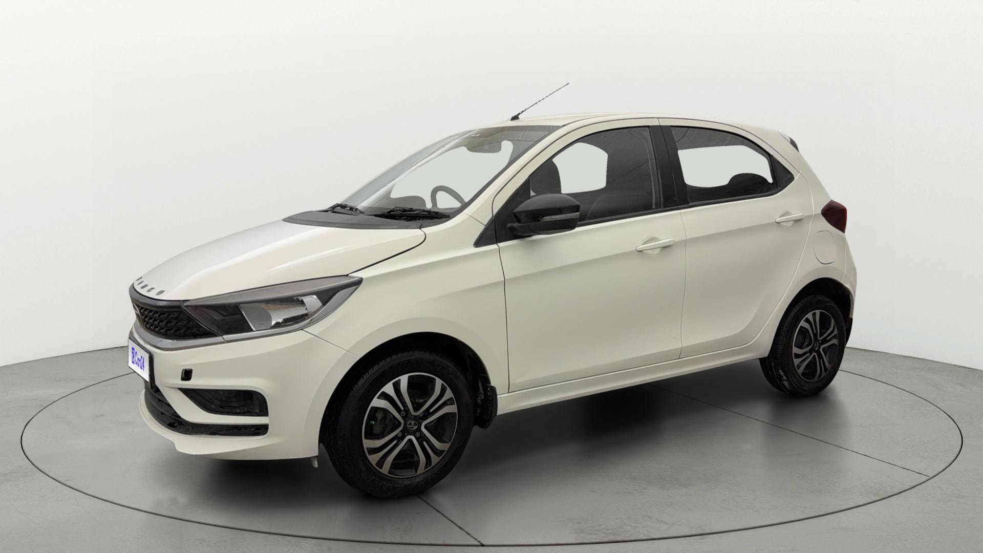 Used 2022 Tata Tiago Used 2022 Tata Tiago