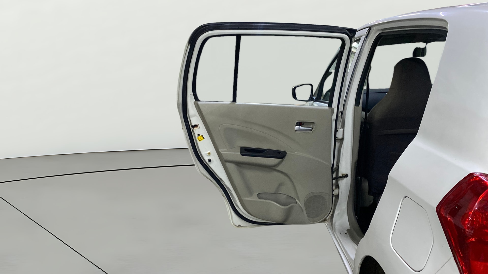 Used 2014 Maruti Suzuki 1000 Used 2014 Maruti Suzuki 1000