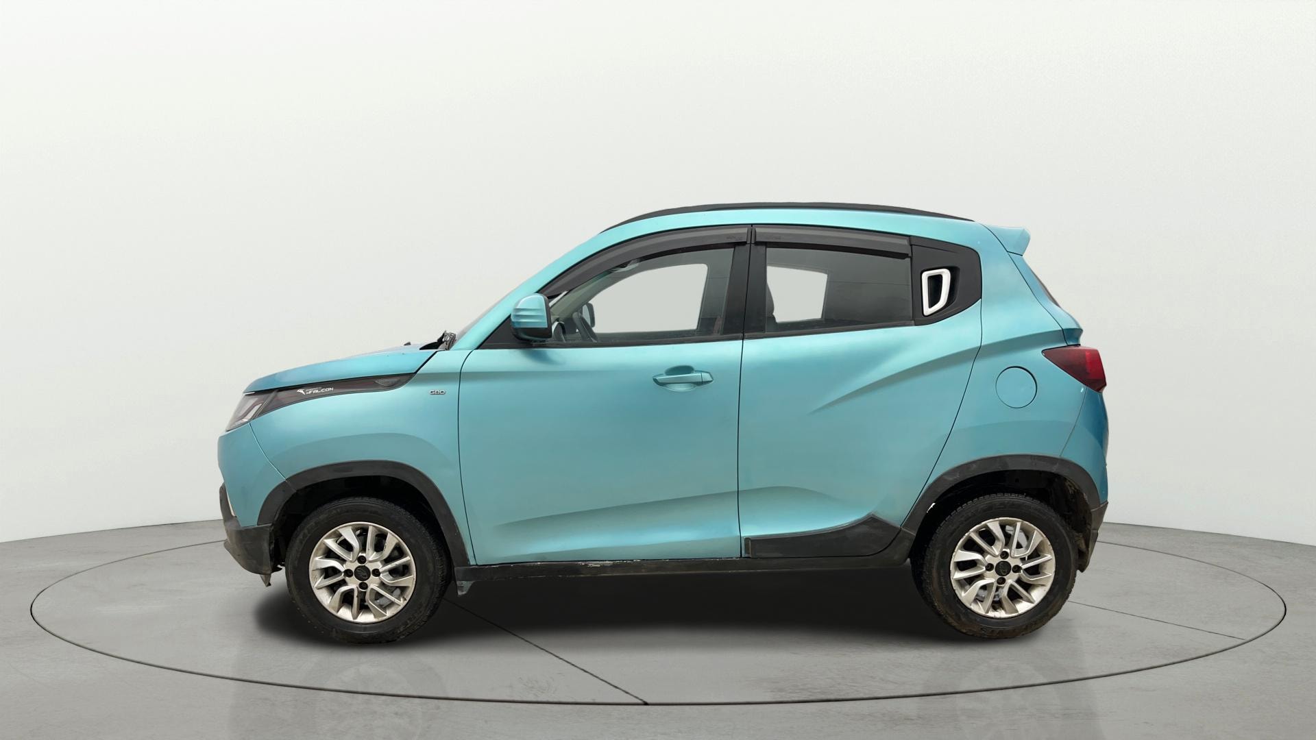 Used 2016 Mahindra KUV100 Used 2016 Mahindra KUV100
