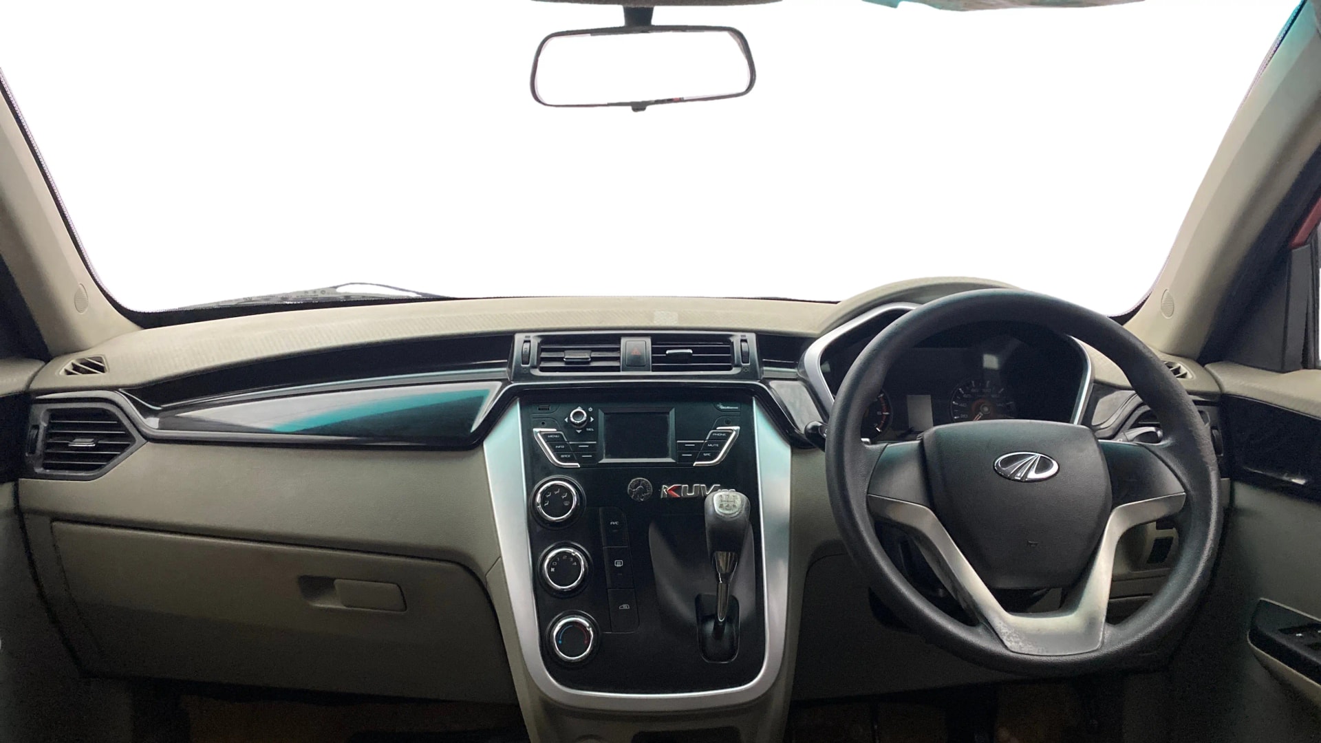 Used 2016 Mahindra KUV100 Used 2016 Mahindra KUV100
