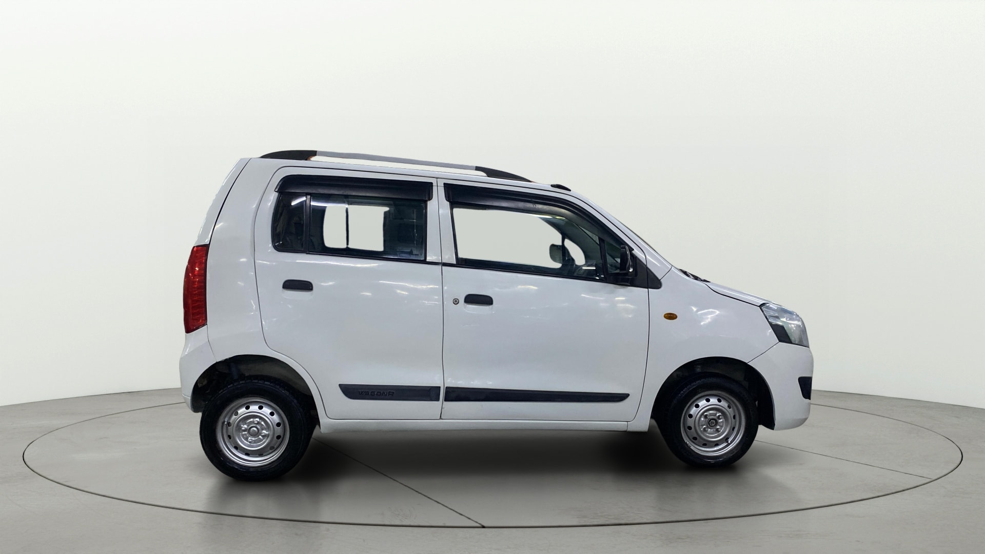 Used 2016 Maruti Suzuki 1000 Used 2016 Maruti Suzuki 1000