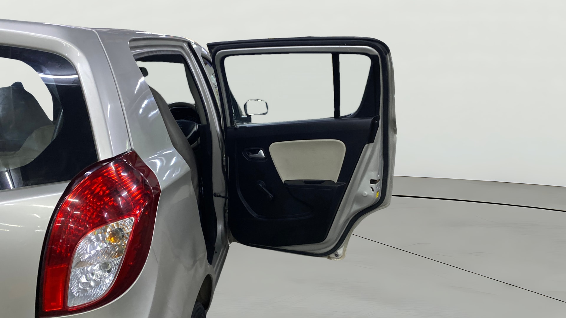 Used 2020 Maruti Suzuki 1000 Used 2020 Maruti Suzuki 1000