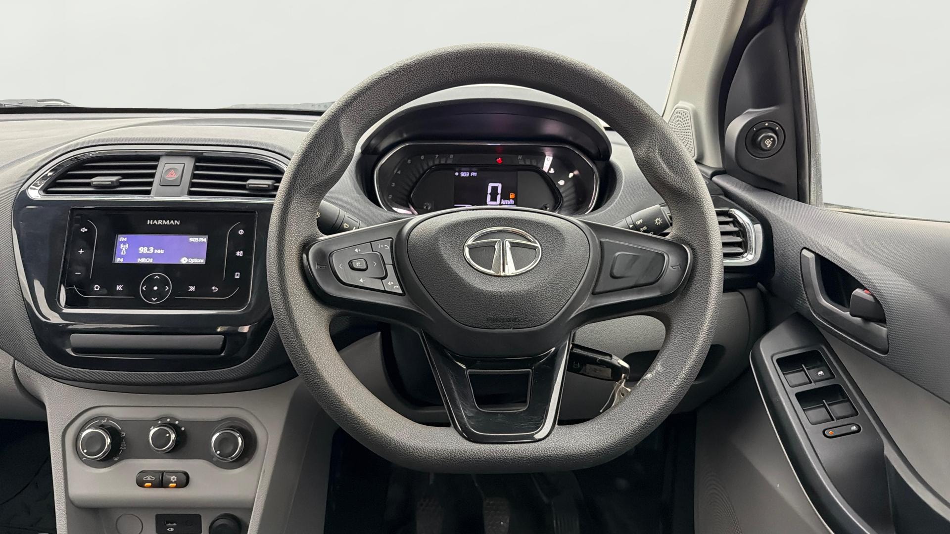 Used 2023 Tata Tiago Used 2023 Tata Tiago
