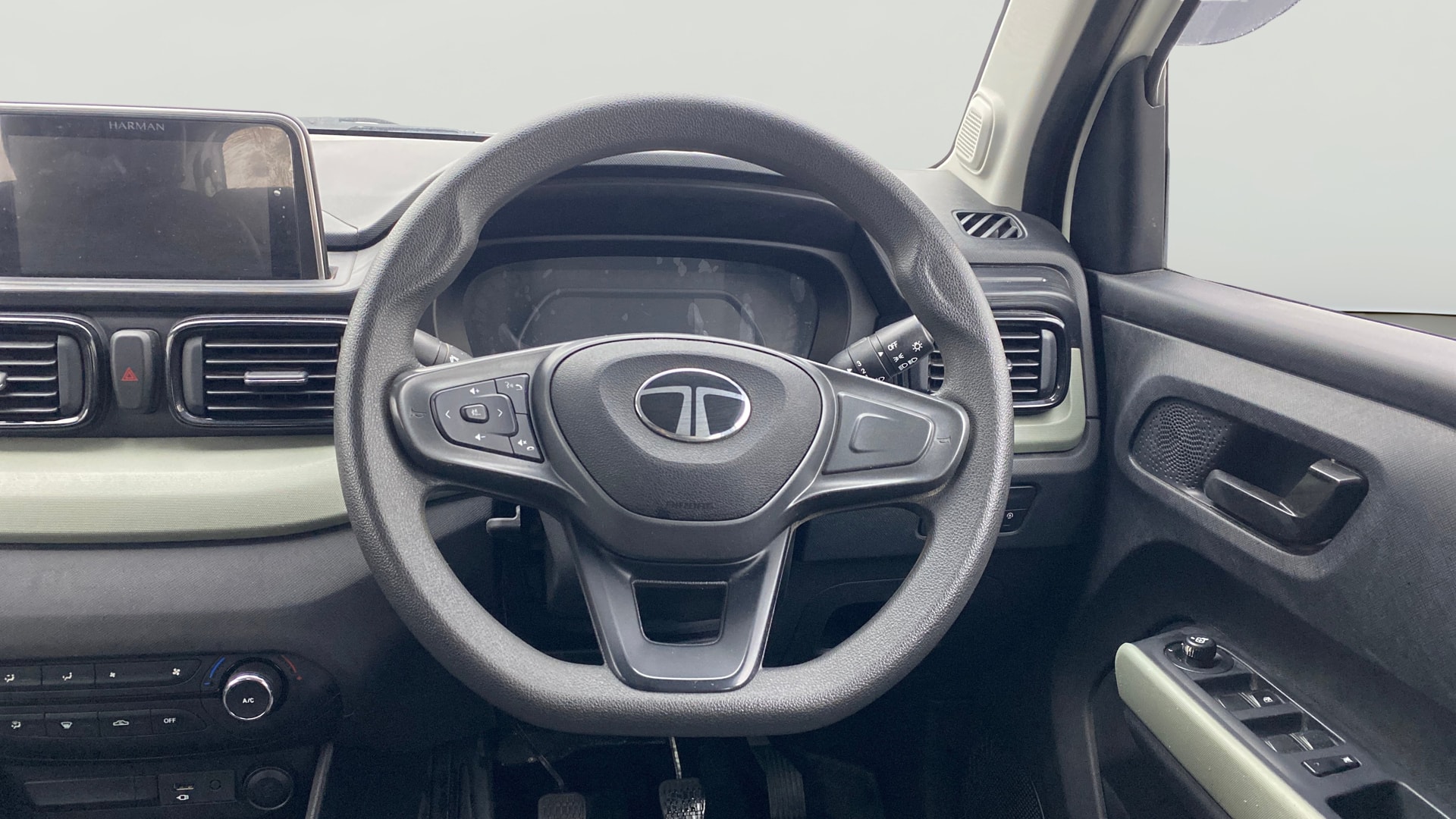Used 2024 Tata Punch Used 2024 Tata Punch