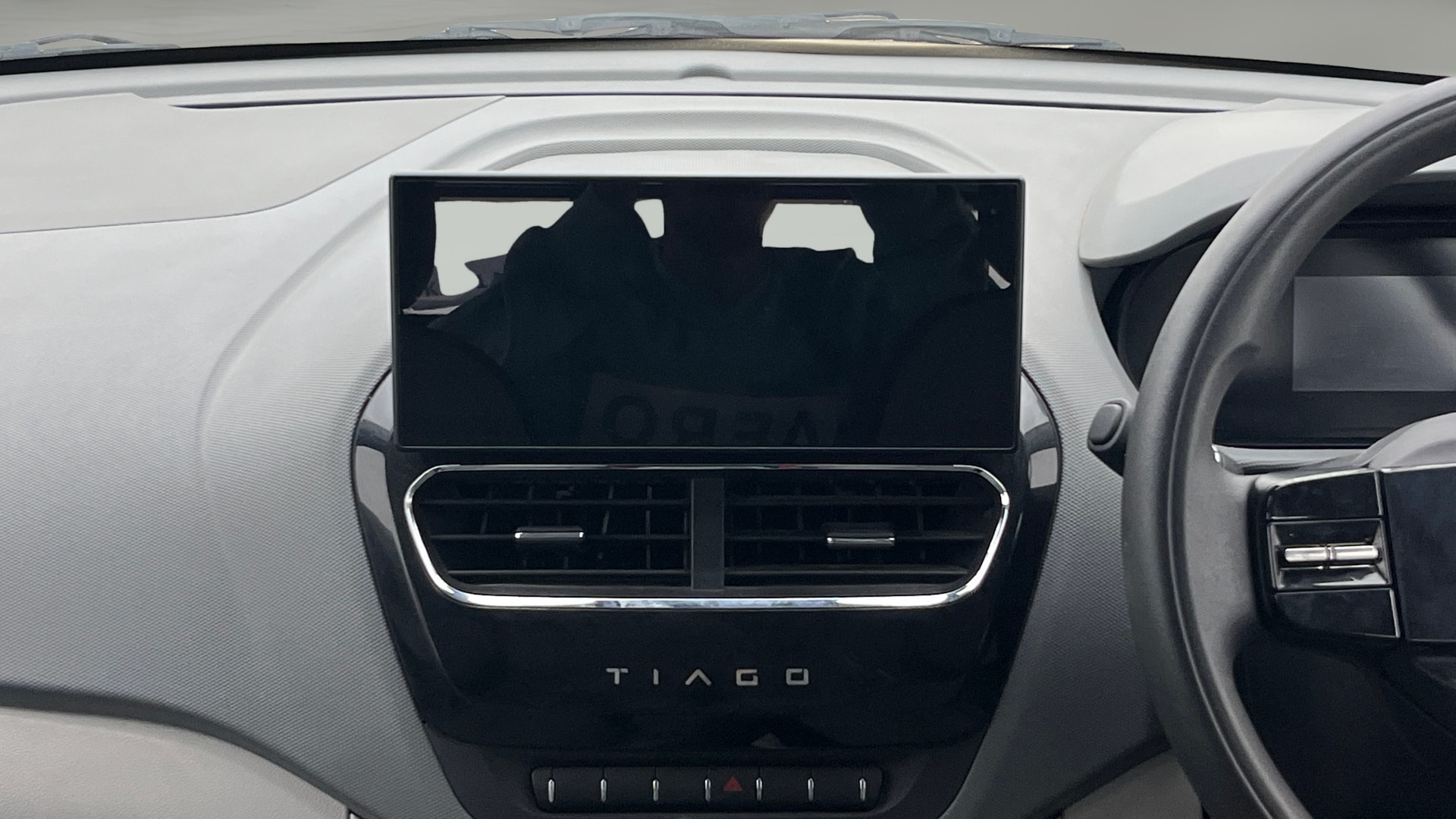 Used 2025 Tata Tiago Used 2025 Tata Tiago