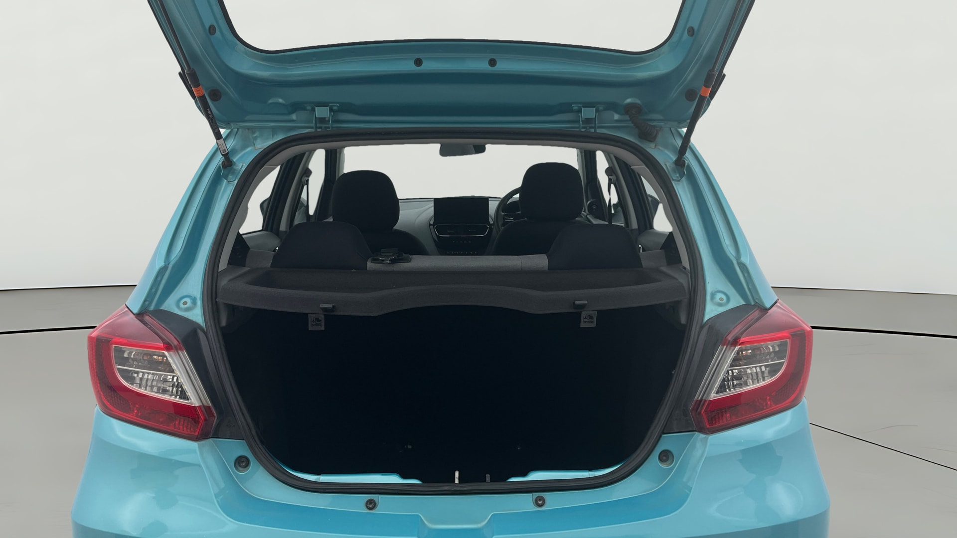 Used 2025 Tata Tiago Used 2025 Tata Tiago