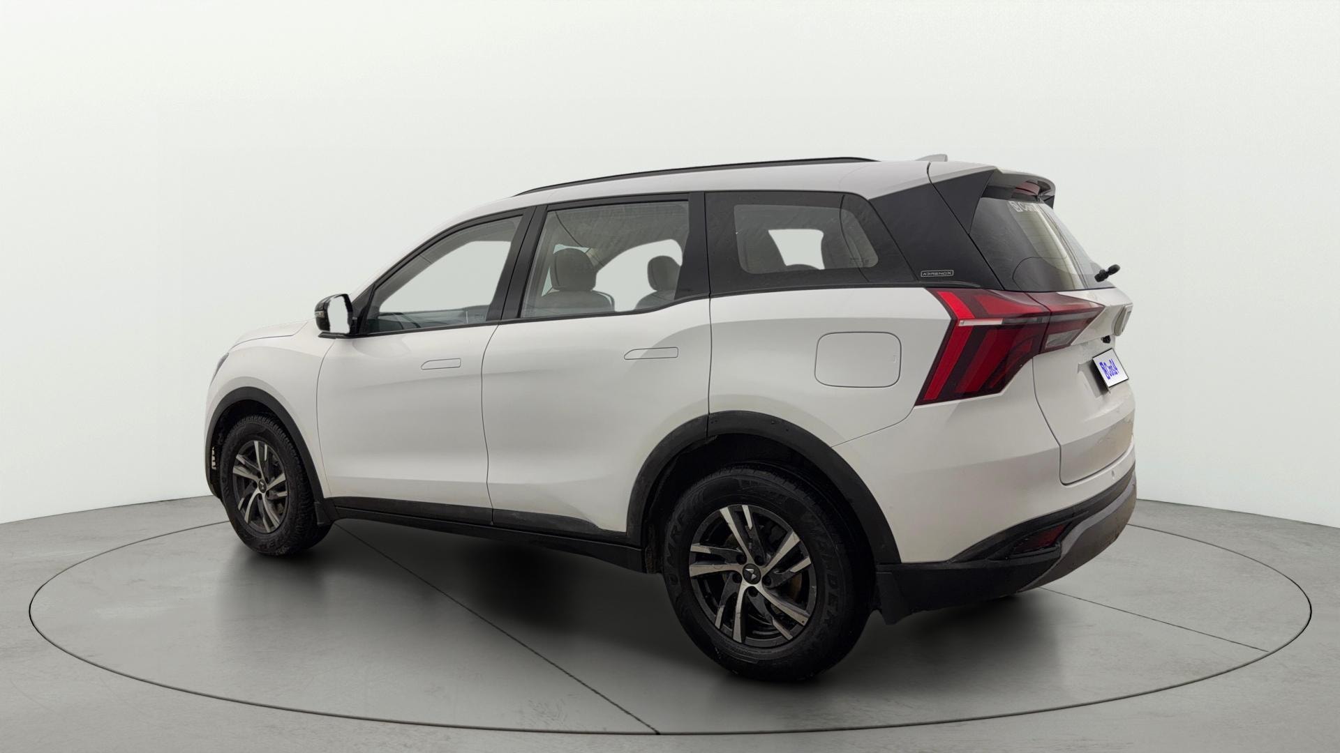 Used 2022 Mahindra XUV700 Used 2022 Mahindra XUV700
