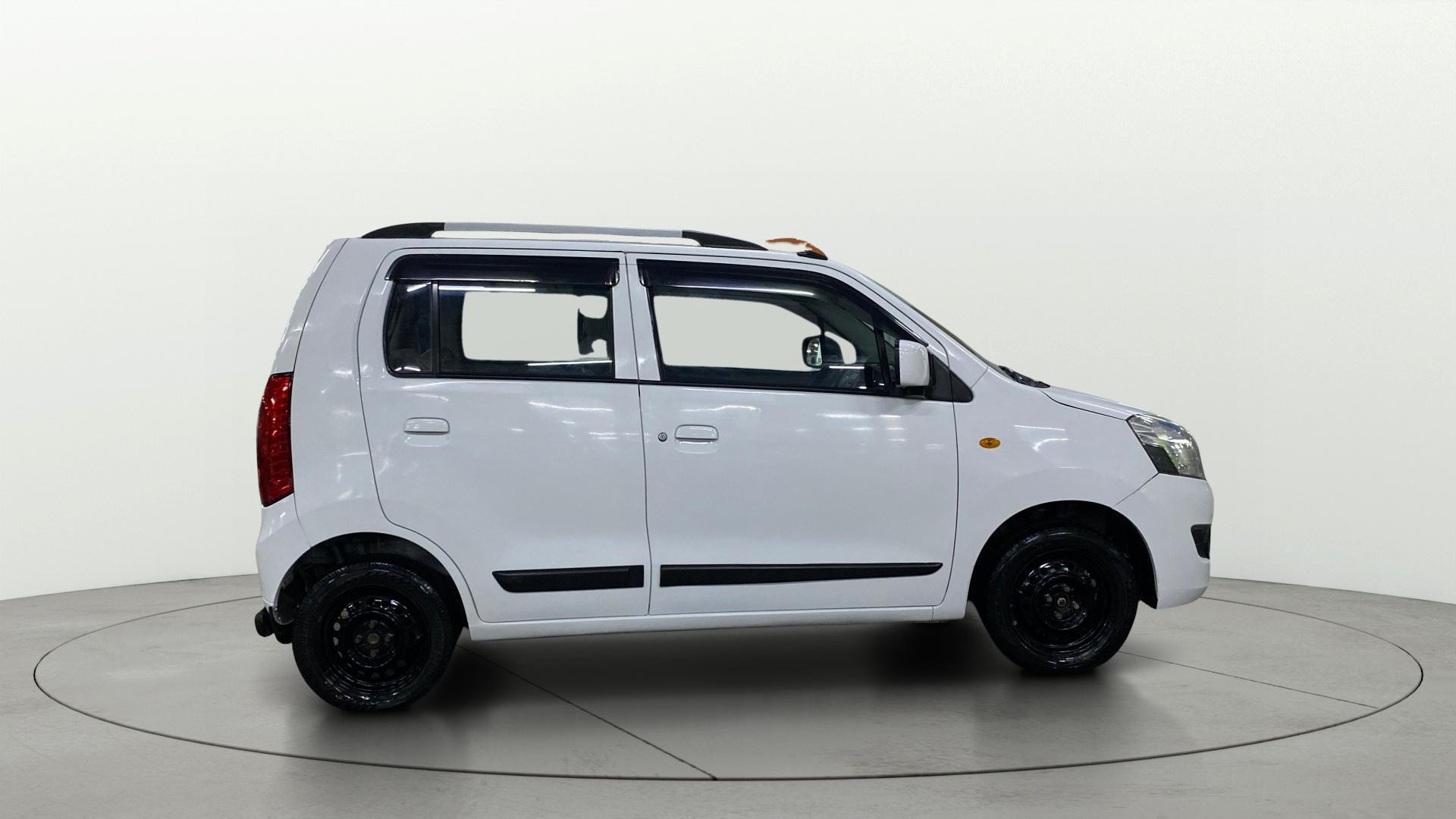 Used 2015 Maruti Suzuki 1000 Used 2015 Maruti Suzuki 1000