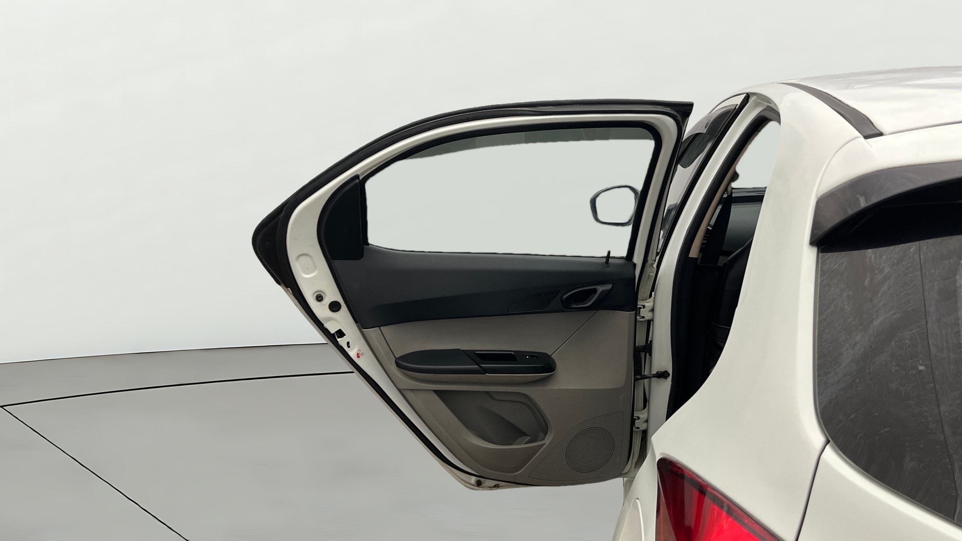 Used 2016 Tata Tiago Used 2016 Tata Tiago
