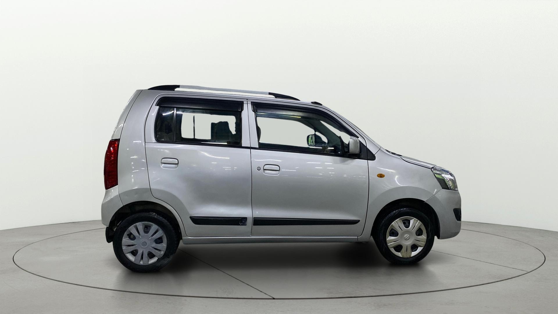 Used 2015 Maruti Suzuki 1000 Used 2015 Maruti Suzuki 1000