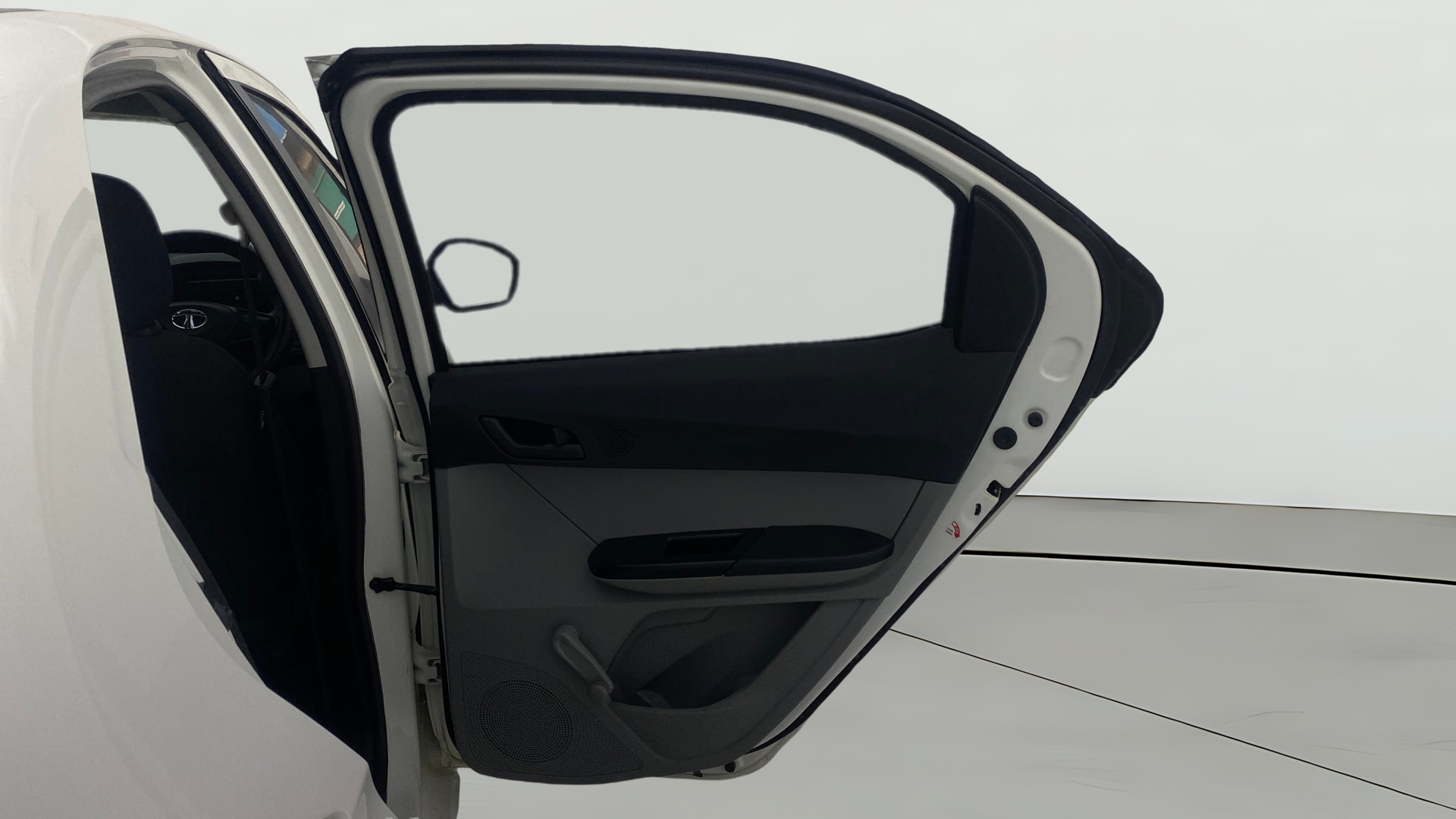Used 2023 Tata Tiago Used 2023 Tata Tiago
