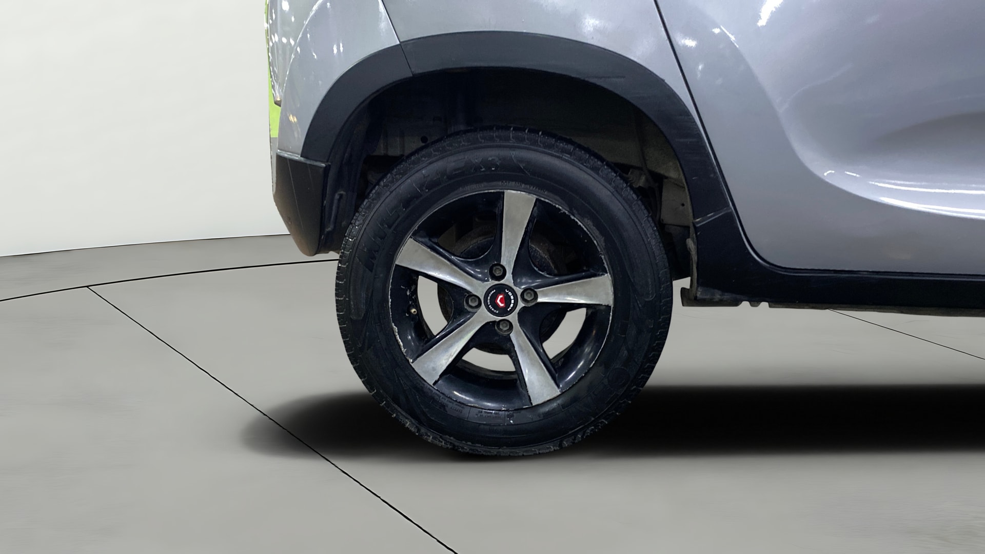 Used 2017 Mahindra KUV100 Used 2017 Mahindra KUV100