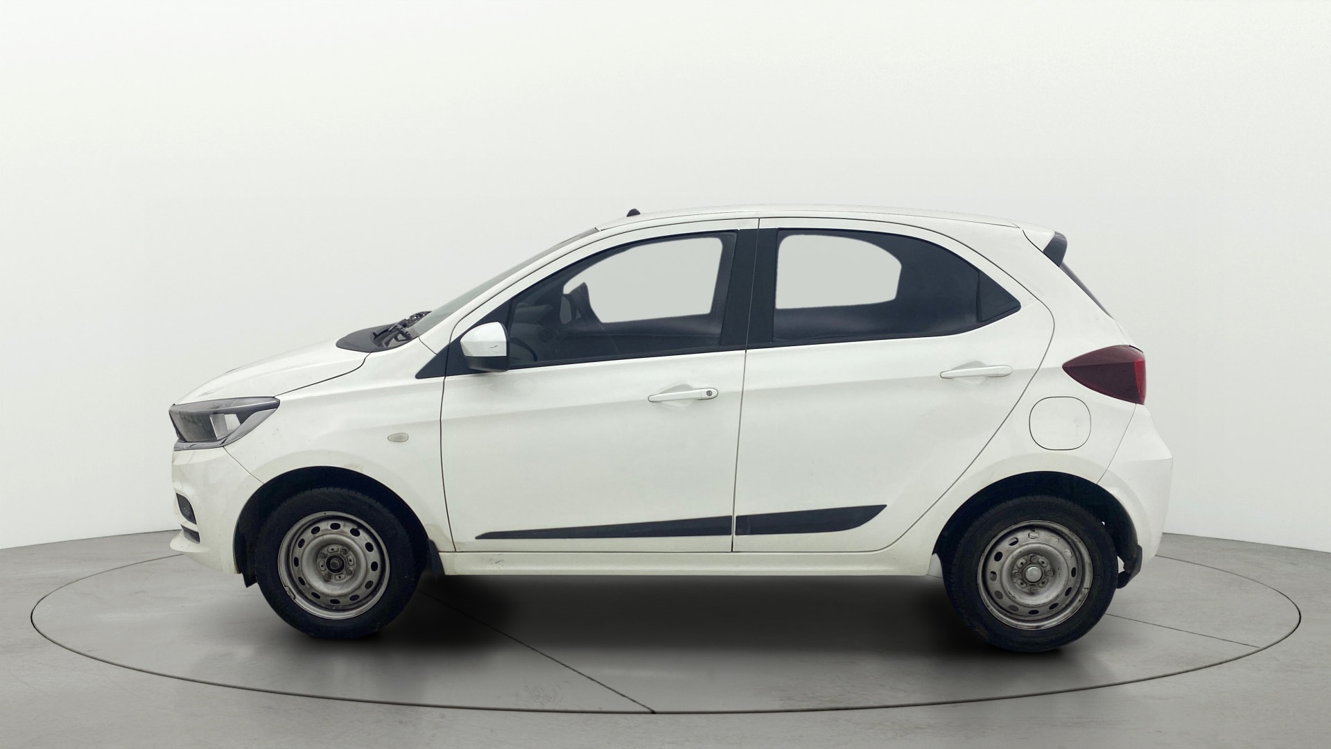 Used 2023 Tata Tiago Used 2023 Tata Tiago
