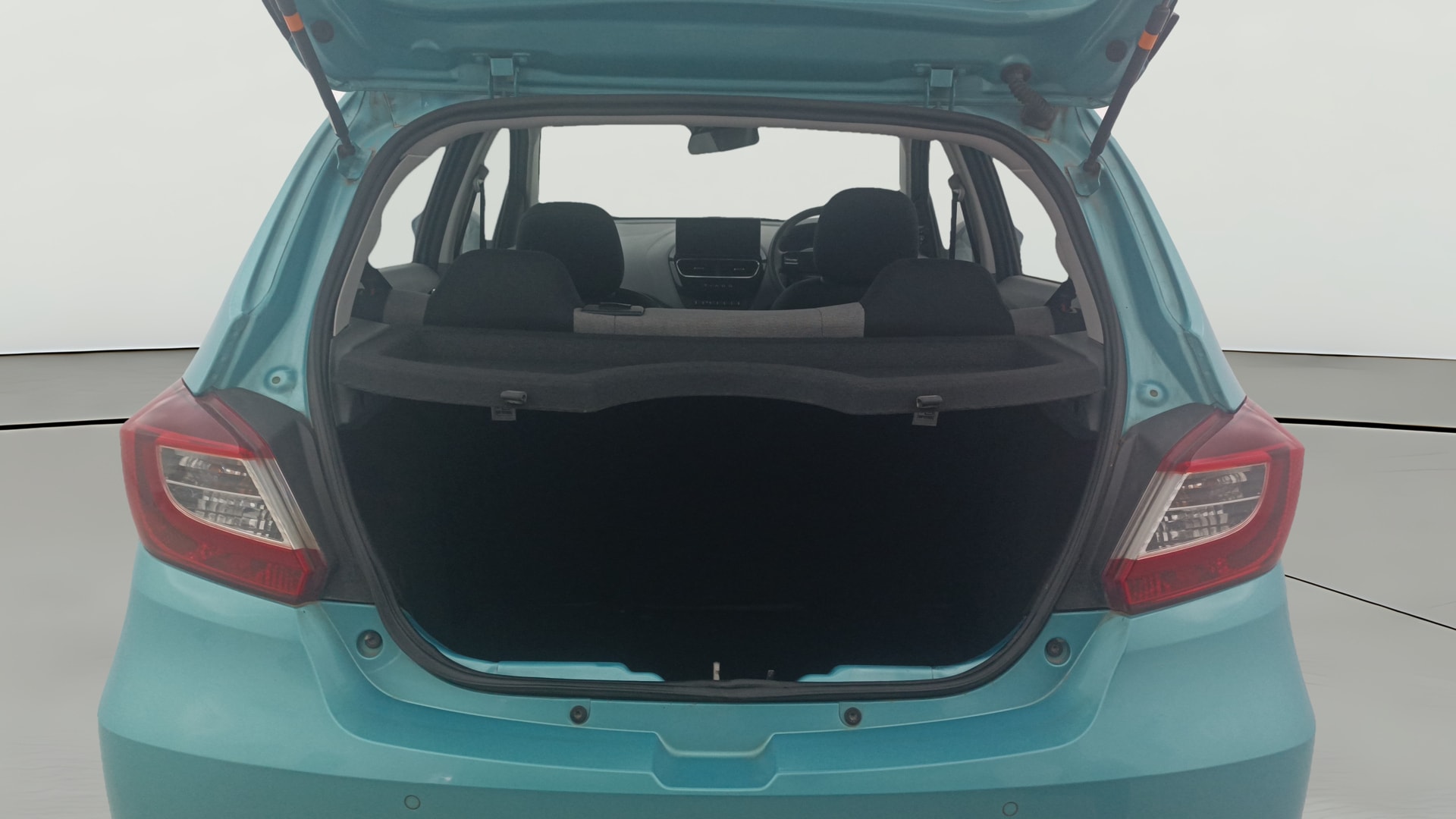 Used 2025 Tata Tiago Used 2025 Tata Tiago