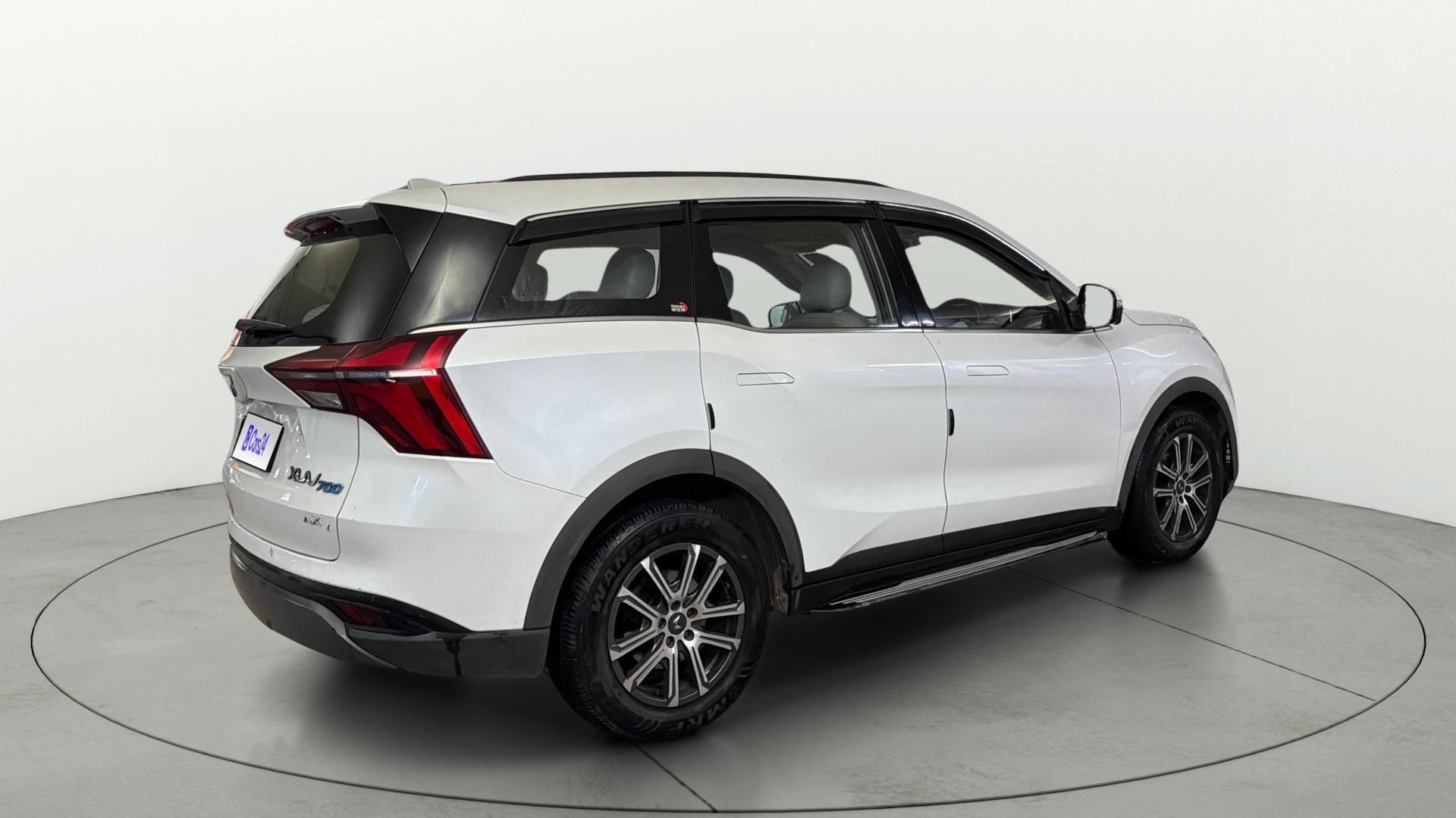 Used 2022 Mahindra XUV700 Used 2022 Mahindra XUV700