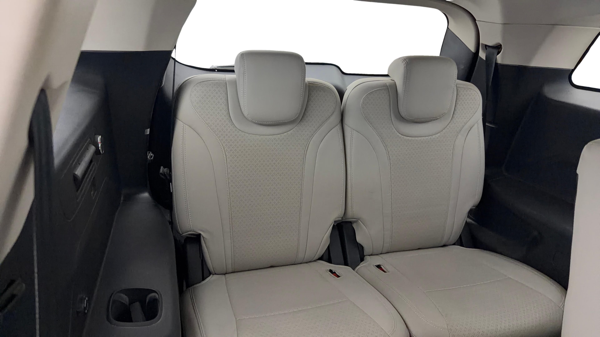 Used 2022 Mahindra XUV700 Used 2022 Mahindra XUV700