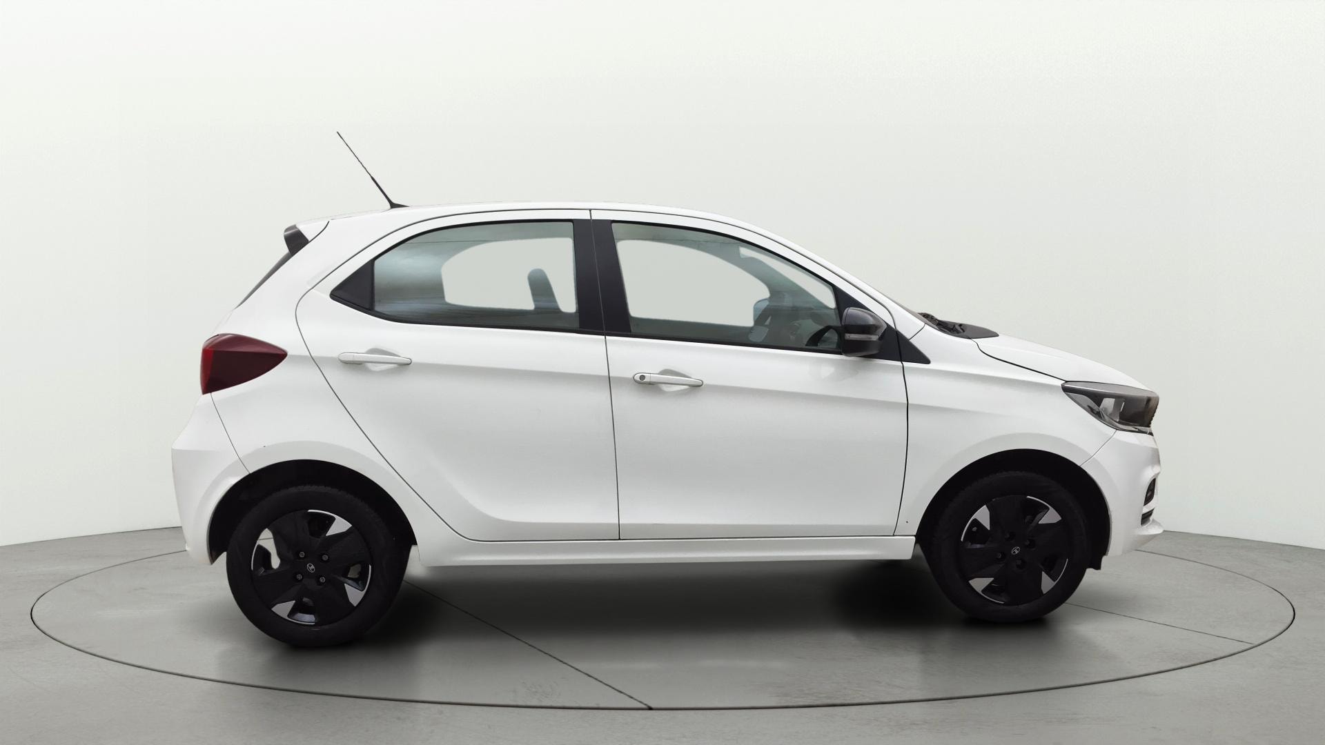 Used 2025 Tata Tiago Used 2025 Tata Tiago