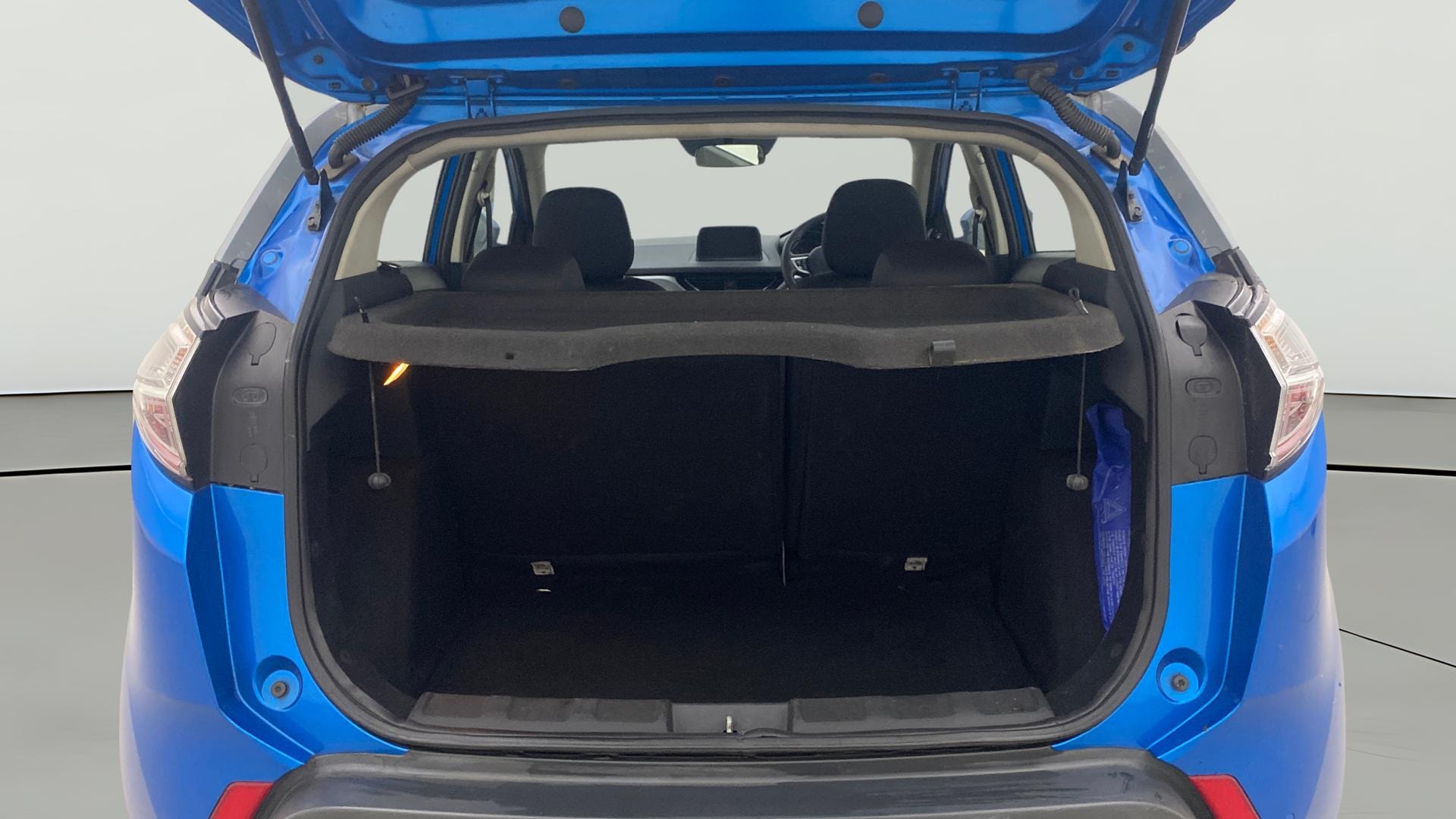 Used 2017 Tata Nexon Used 2017 Tata Nexon