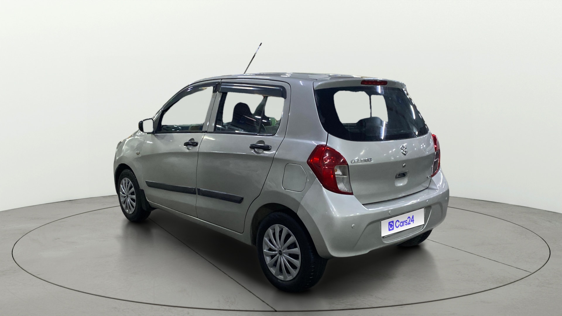 Used 2016 Maruti Suzuki 1000 Used 2016 Maruti Suzuki 1000