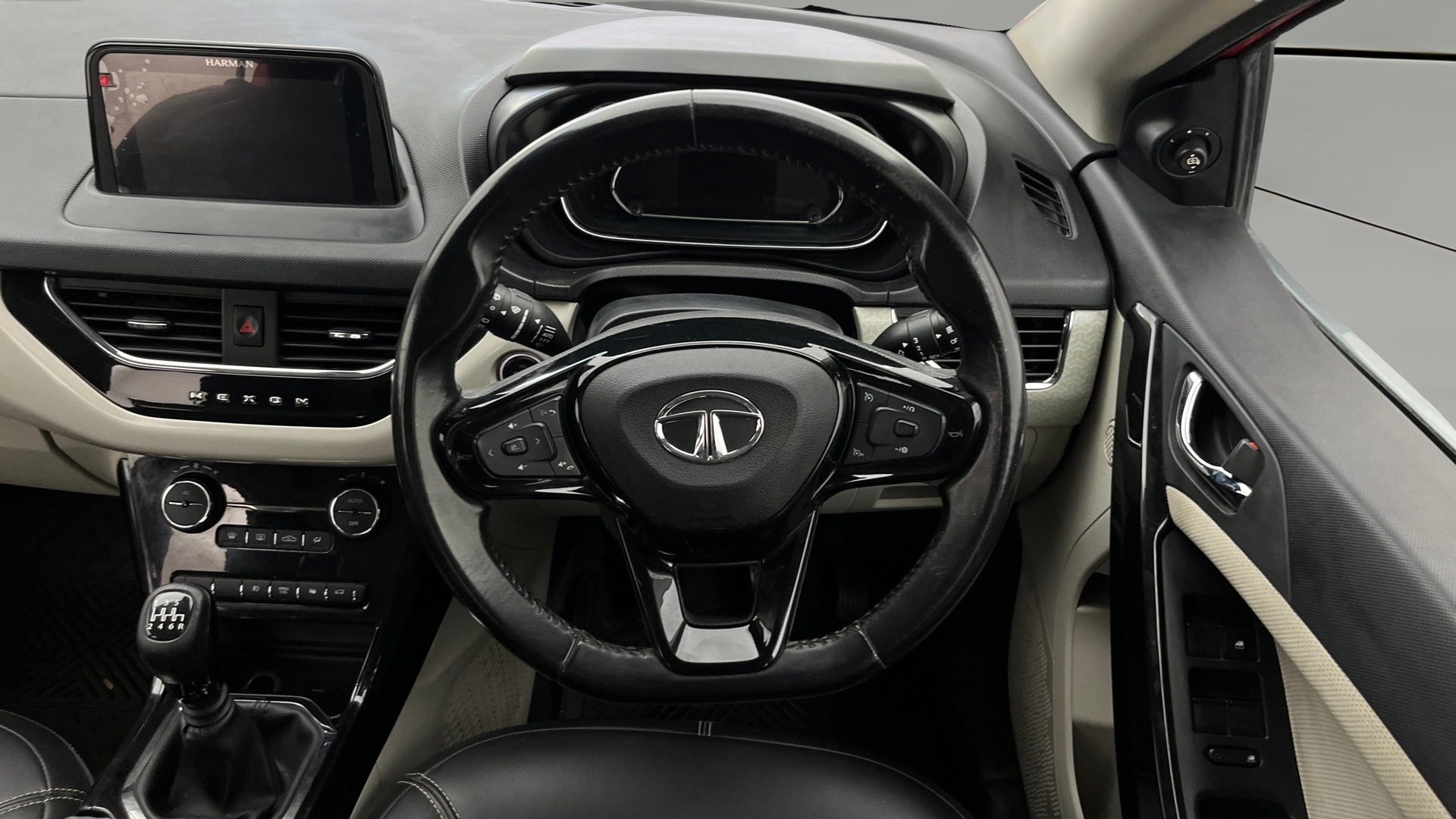 Used 2022 Tata Nexon Used 2022 Tata Nexon