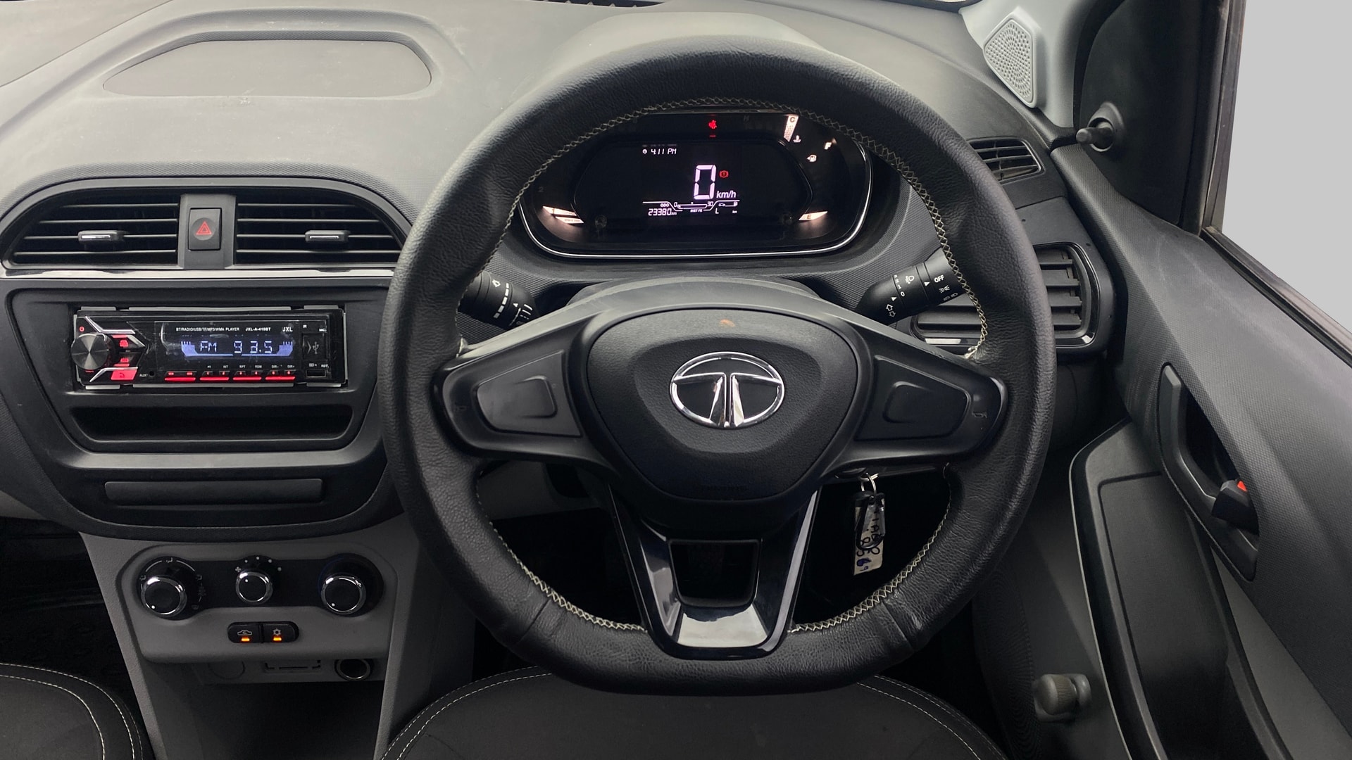 Used 2023 Tata Tiago Used 2023 Tata Tiago