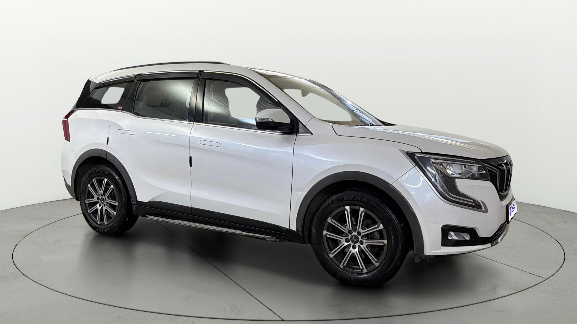 Used 2022 Mahindra XUV700 Used 2022 Mahindra XUV700
