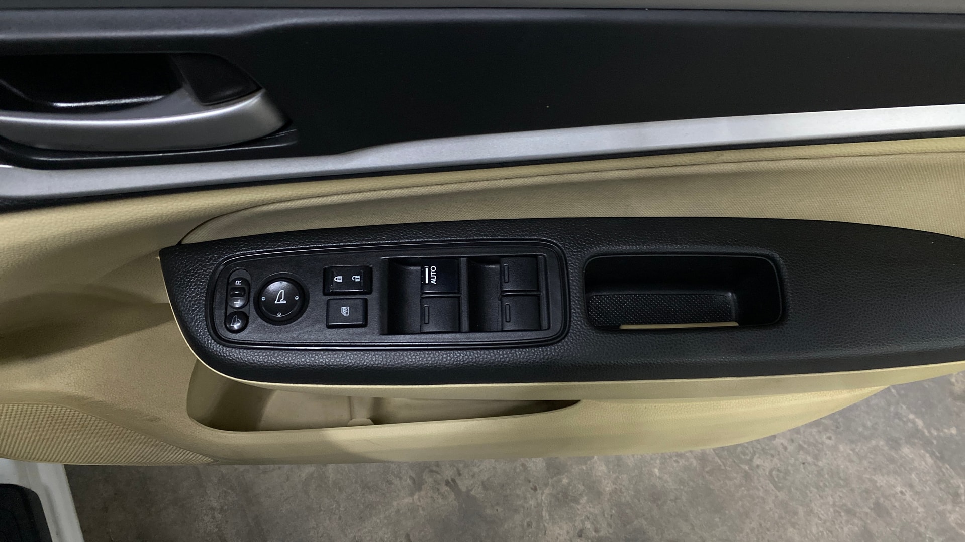 Used 2024 Honda Amaze Used 2024 Honda Amaze