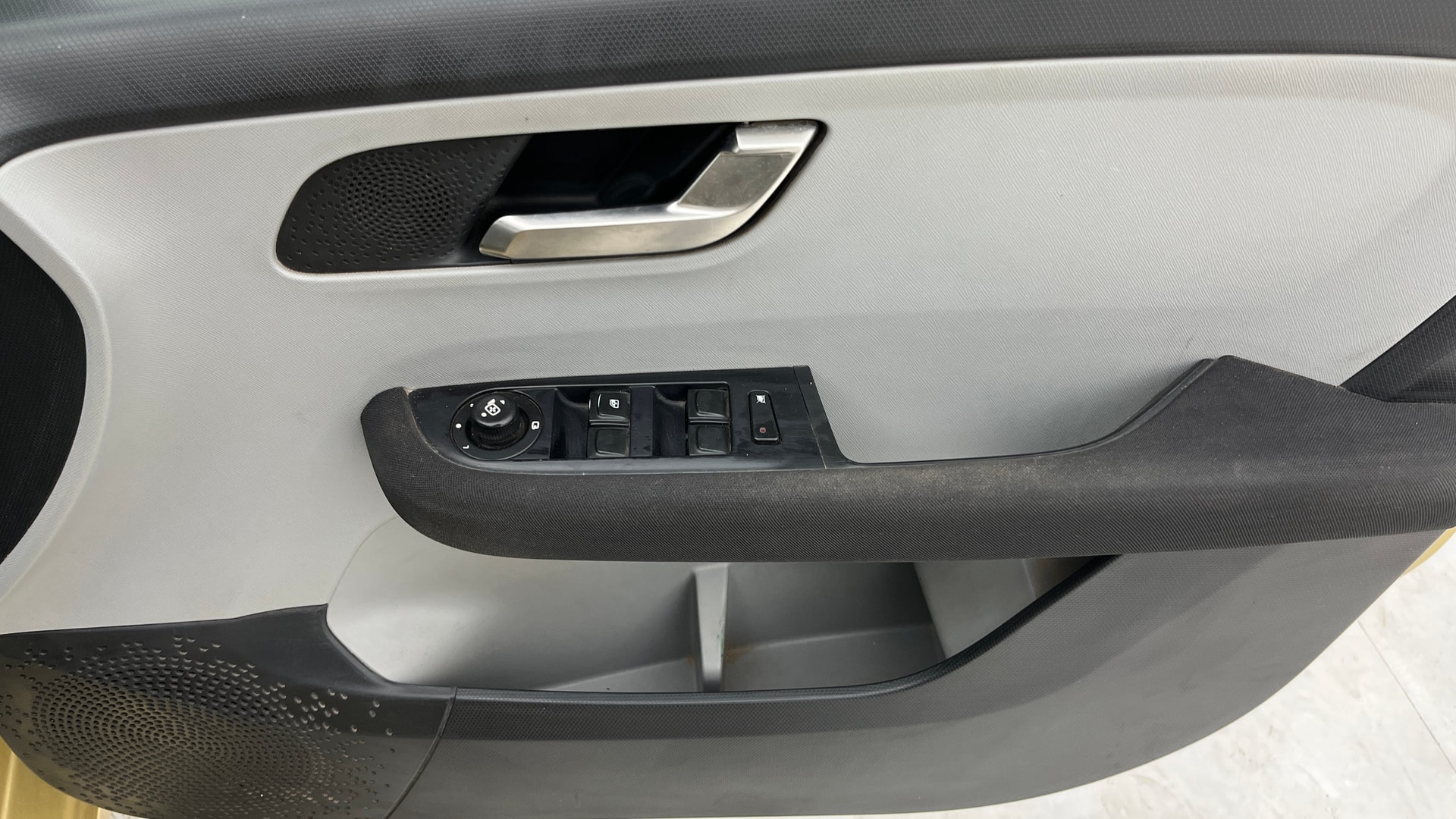 Used 2020 Tata Altroz Used 2020 Tata Altroz
