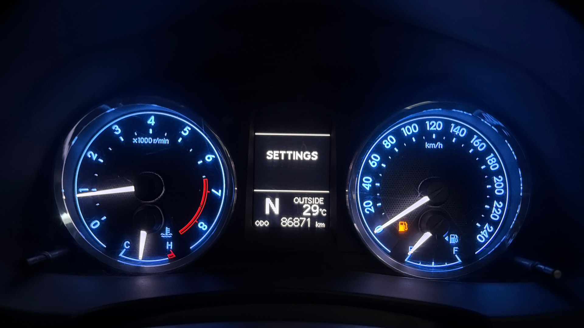Used 2014 Toyota Corolla Altis Used 2014 Toyota Corolla Altis